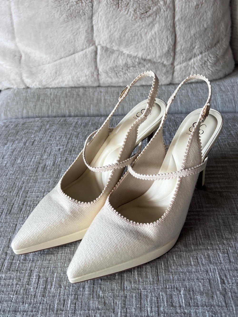 EmbroDance Pointed Toe Platform Heeled Slingback - Picture 7 of 9